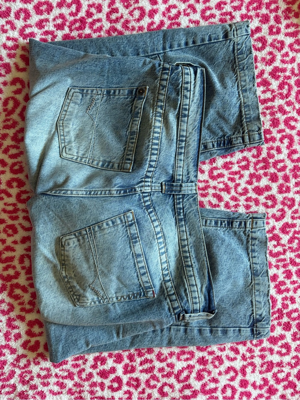 BDG Urban Outfitters Denim Bermuda Shorts Y2K Light Wash Size 30 - Picture 5 of 5